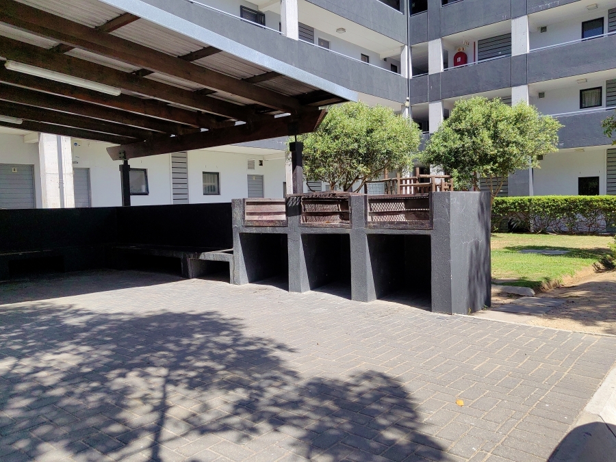 2 Bedroom Property for Sale in Parklands Western Cape